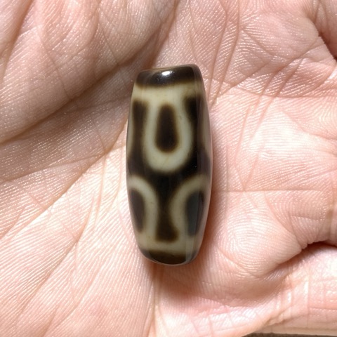 Eight Petal Lotus Dzi Bead