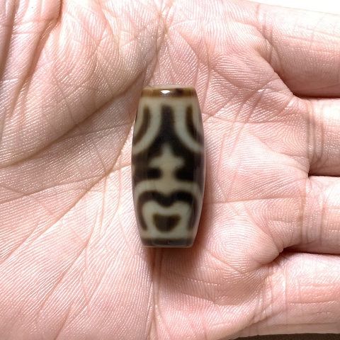 Lotus and Vase Dzi Bead