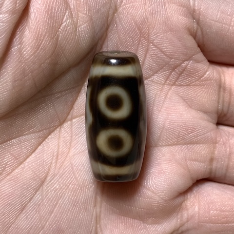 Four Eyed and Vase Dzi Bead