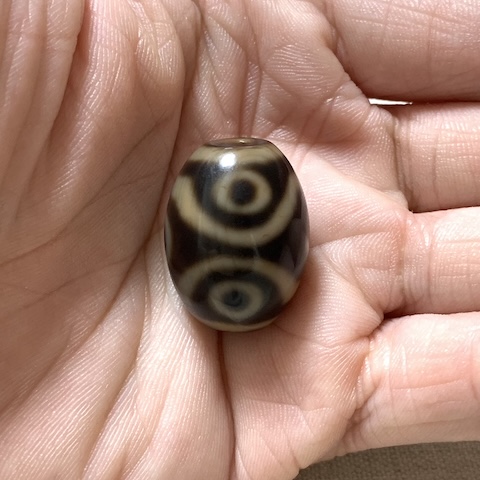 Six Eyed Dalo Dzi Bead